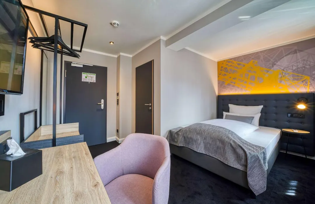 Vienna House Easy By Wyndham Dortmund City-1